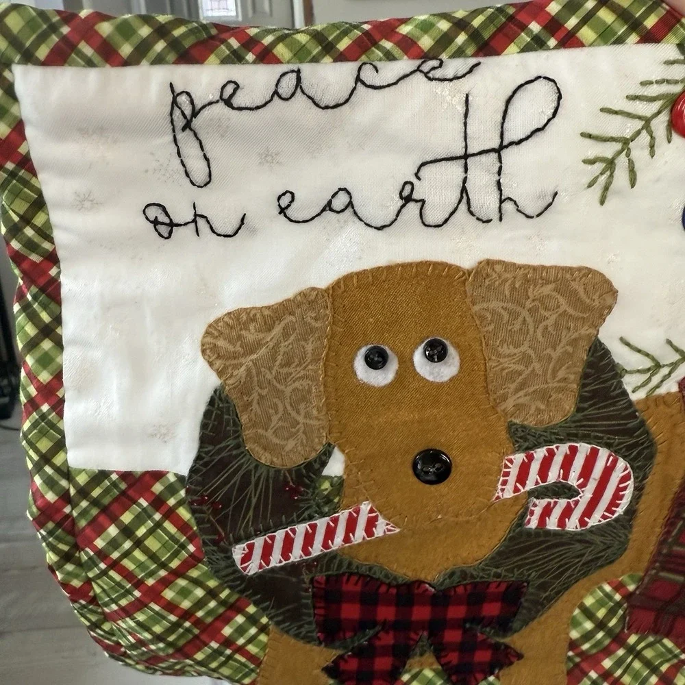 Handmade Christmas Wall Hanging Quilted Dog Black Cat Red Green Peace On Earth
